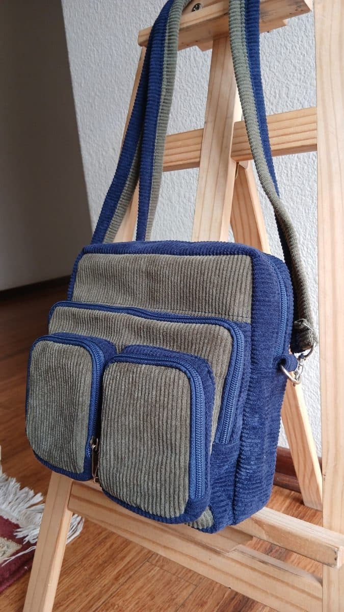 The Handy 2-in-1 - Green Navy Corduroy
