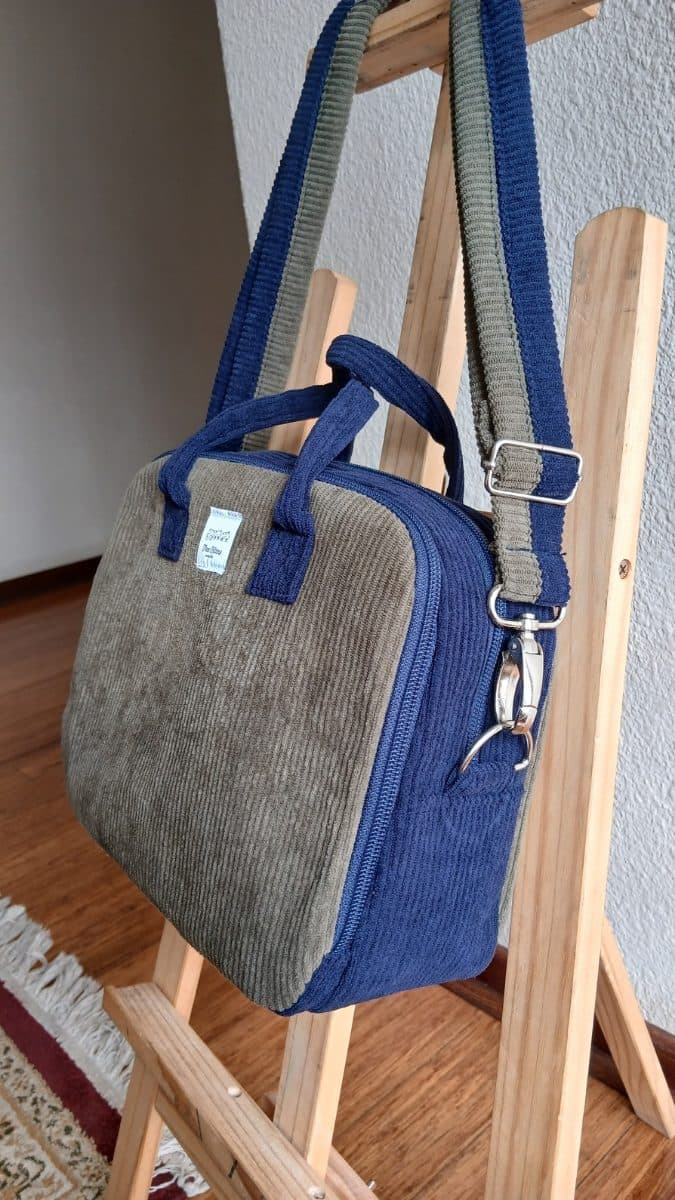 The Modest Sling - Green Navy Corduroy