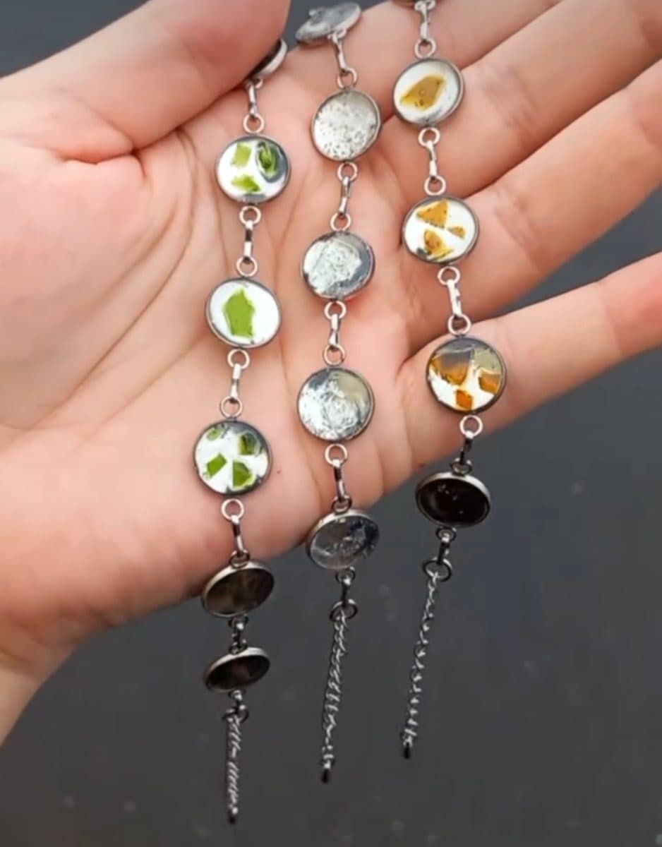 Seaglass tray bracelet