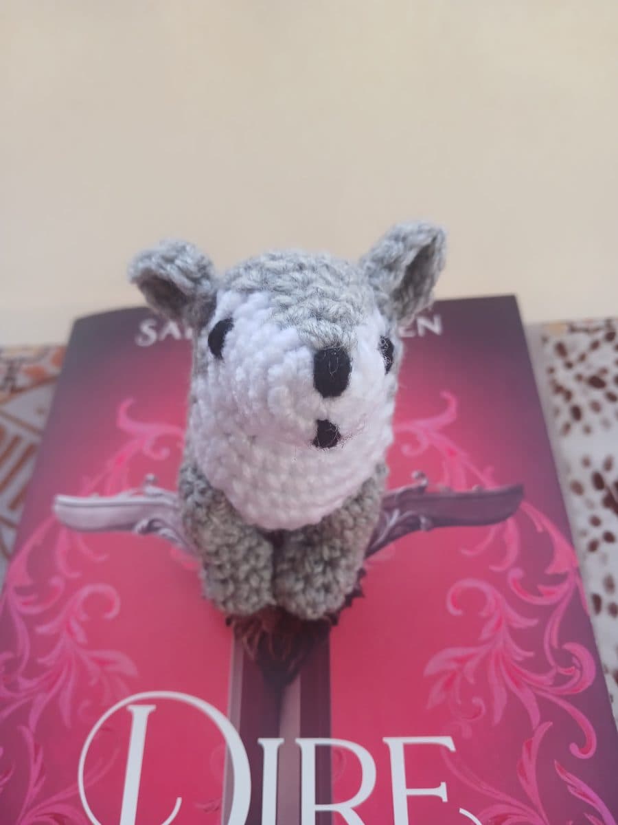 Wolf - Book Guardian - Bookish Burrow, image 1
