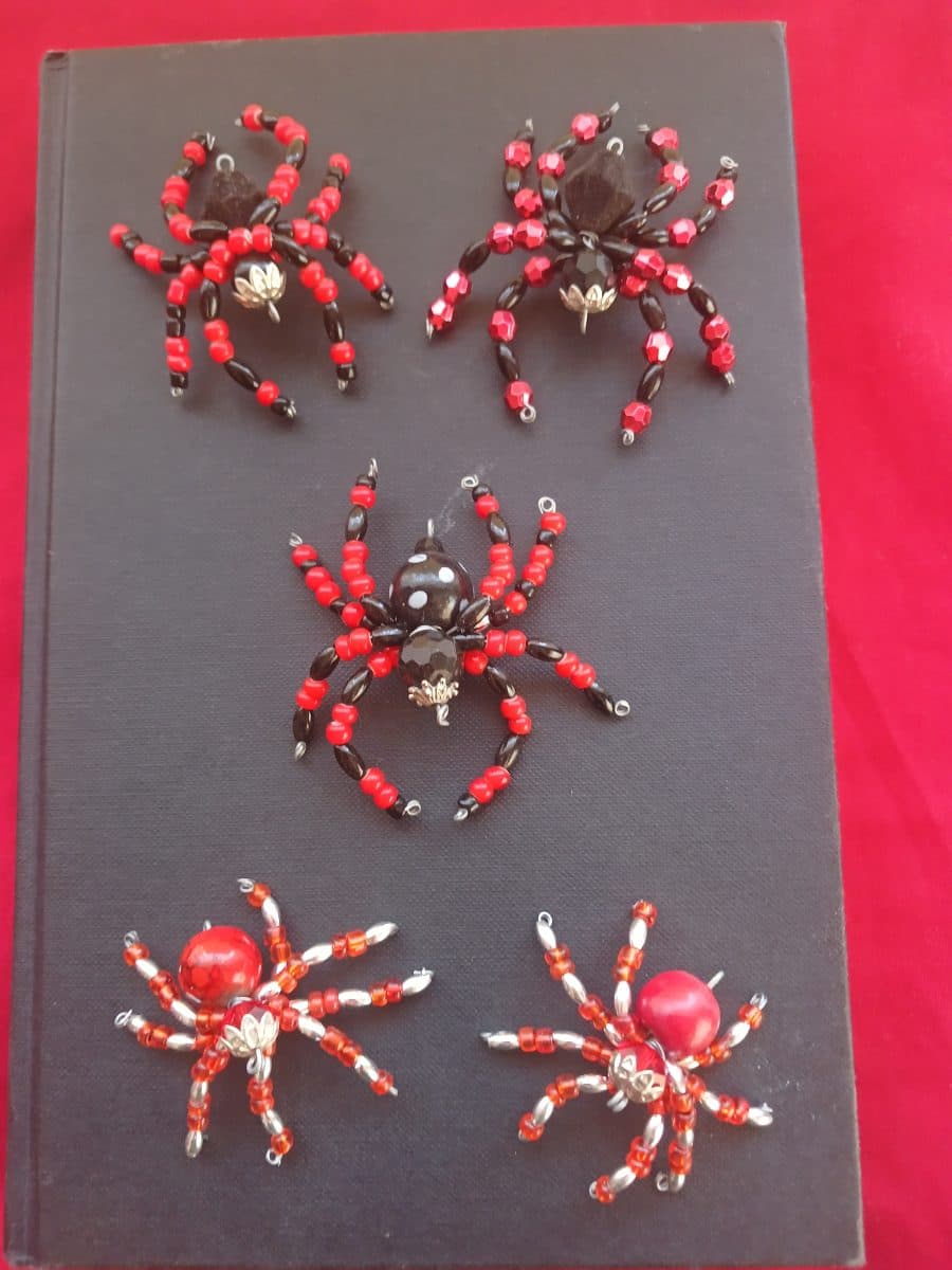 Beaded Spider - Book Guardian - Bookish Burrow, image 1