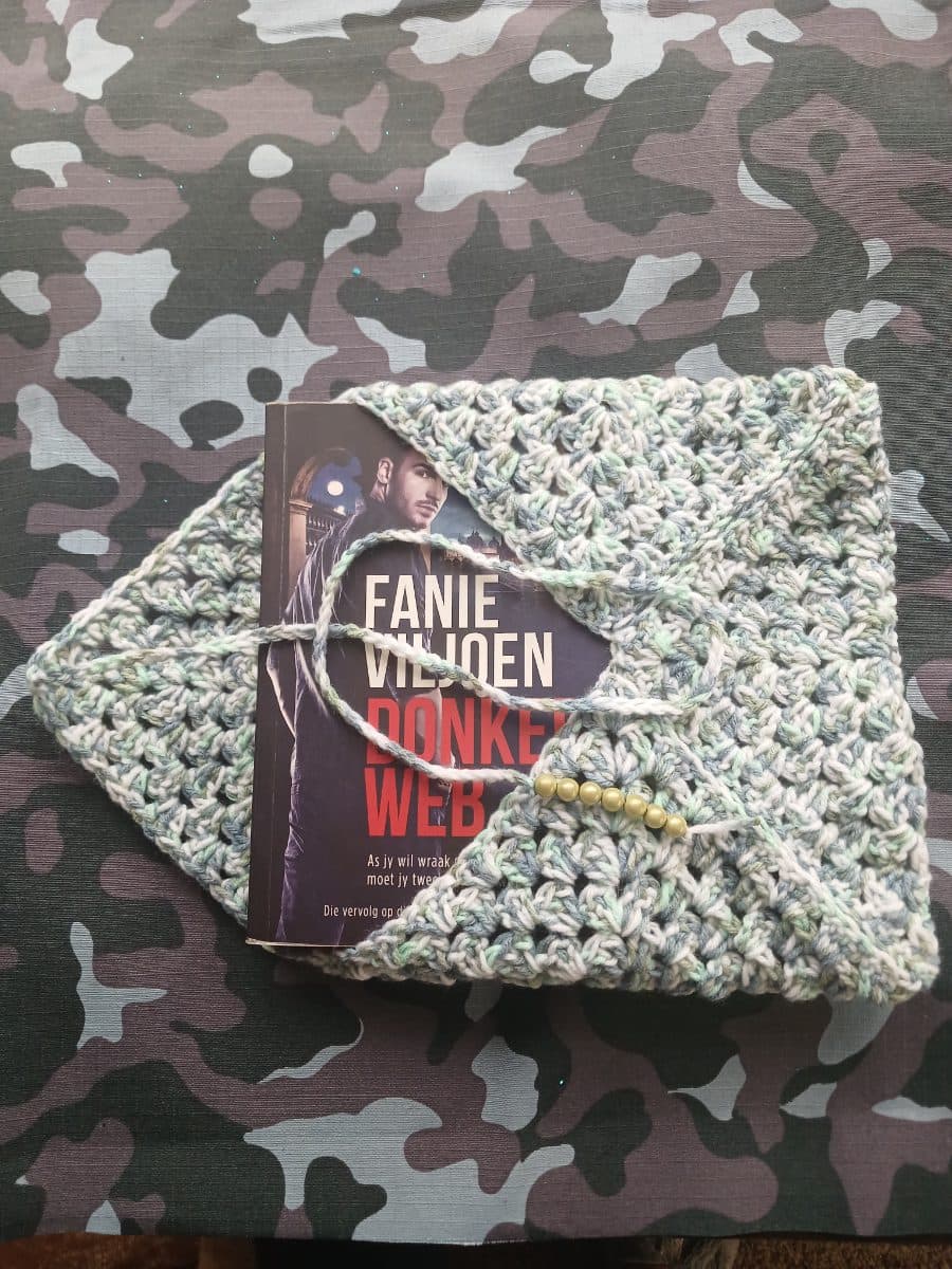 Book Sleeve with Beads - Bookish Burrow