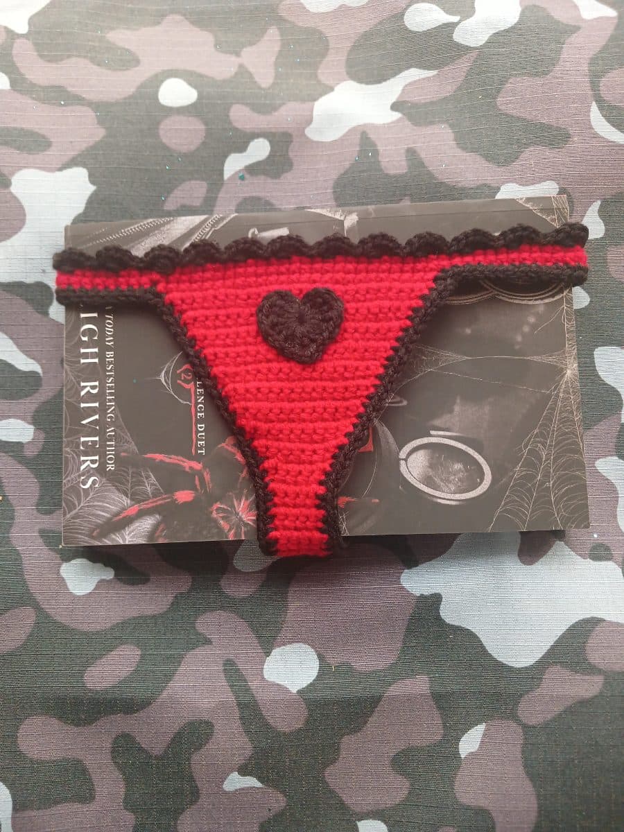 Book Thong - Bookish Burrow, image 1