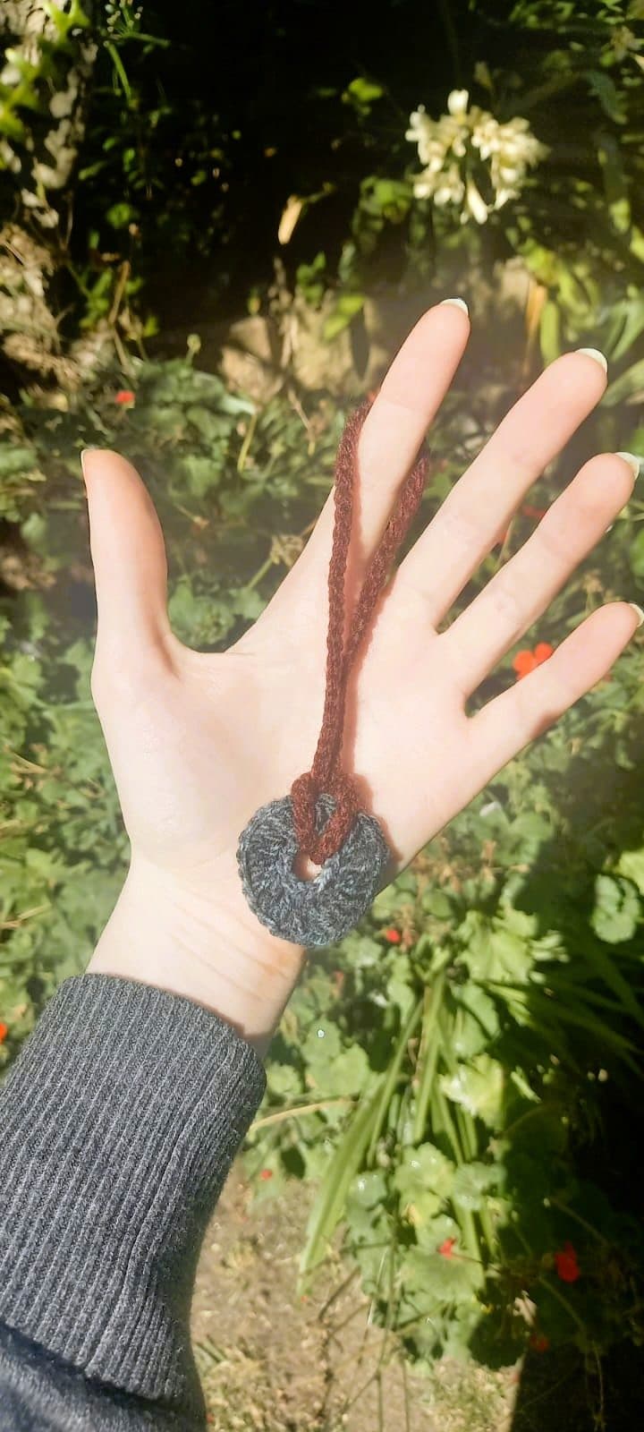 Crochet Coraline looking stone, image 1