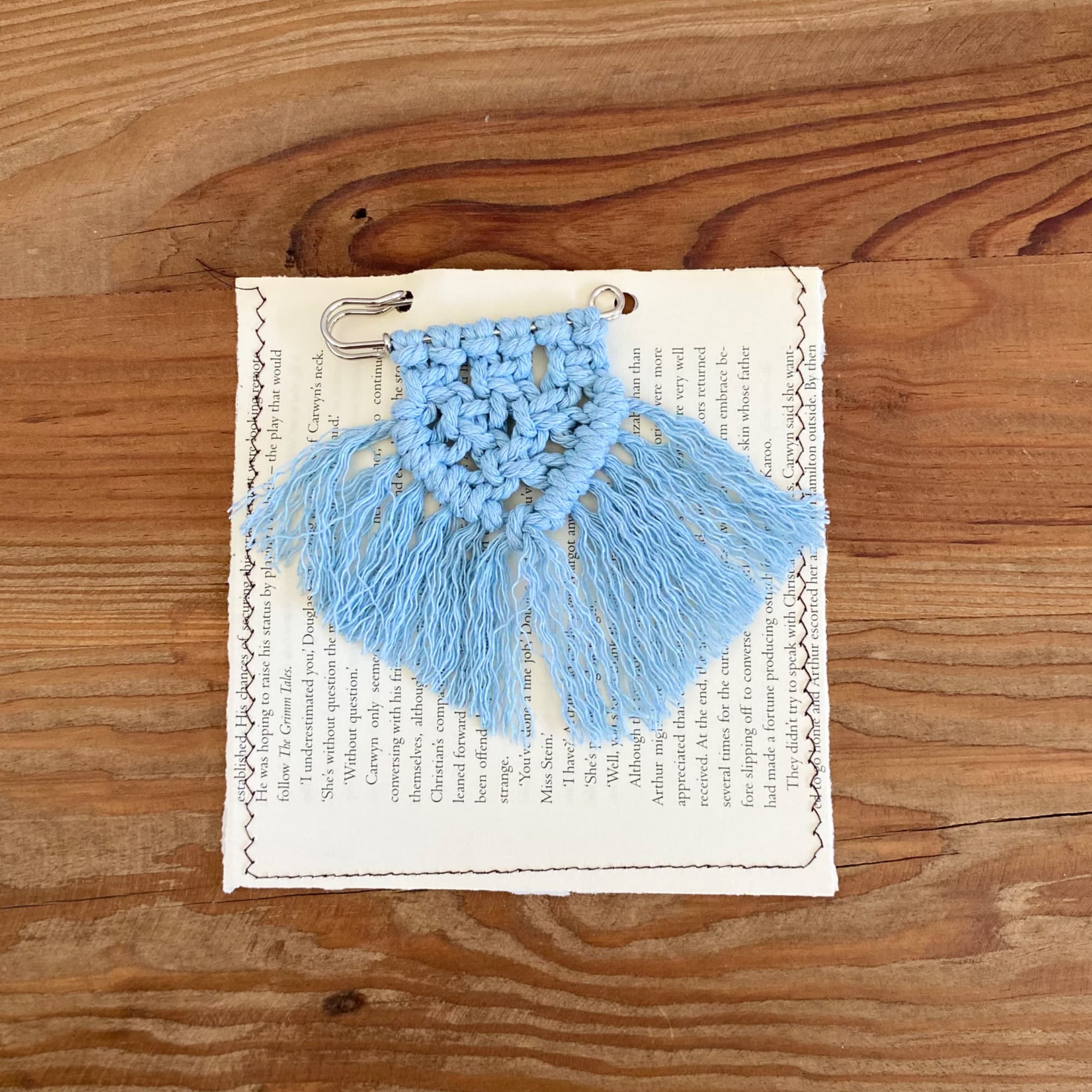 Baby blue Macramé Brooch