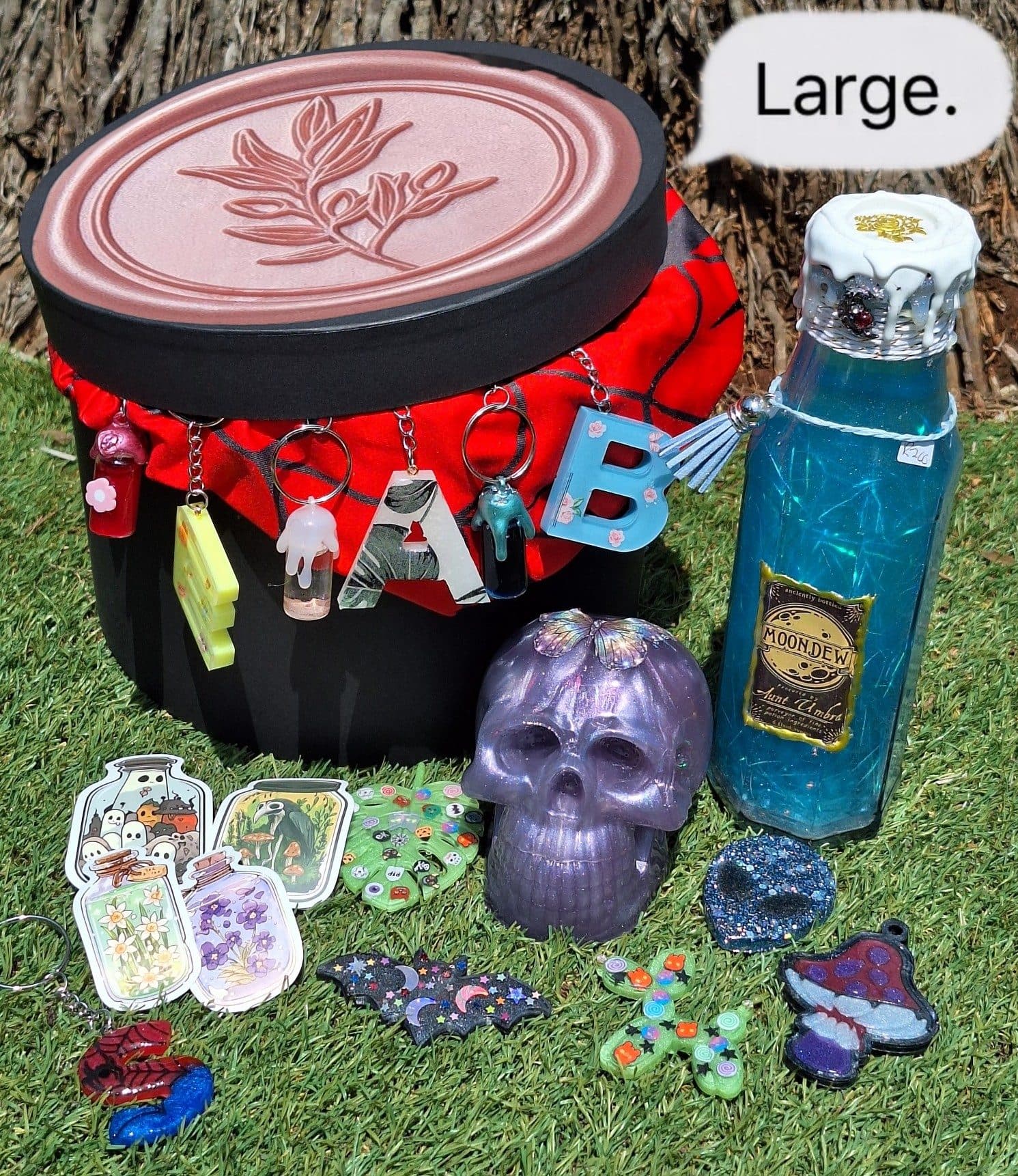 Boo box (large)