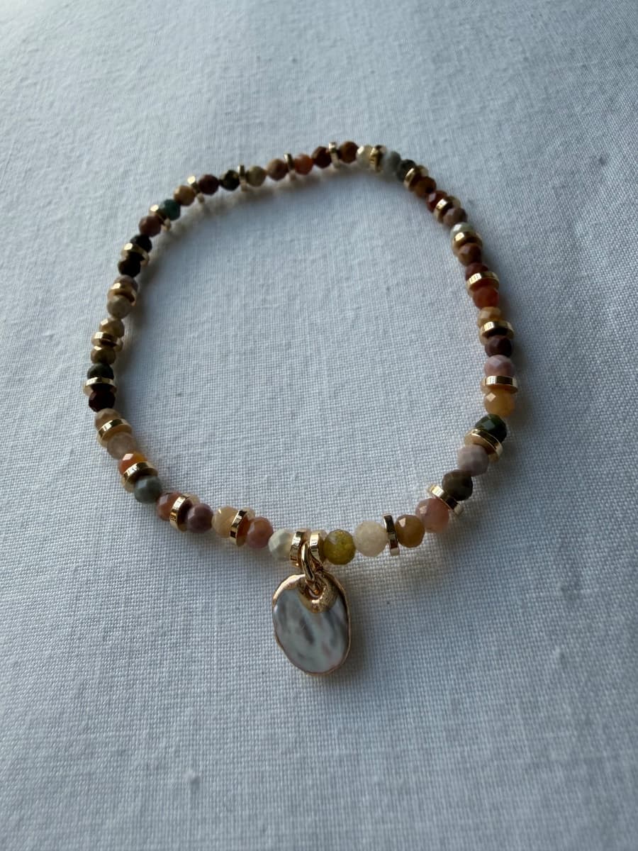 Alashan & pearl bracelet