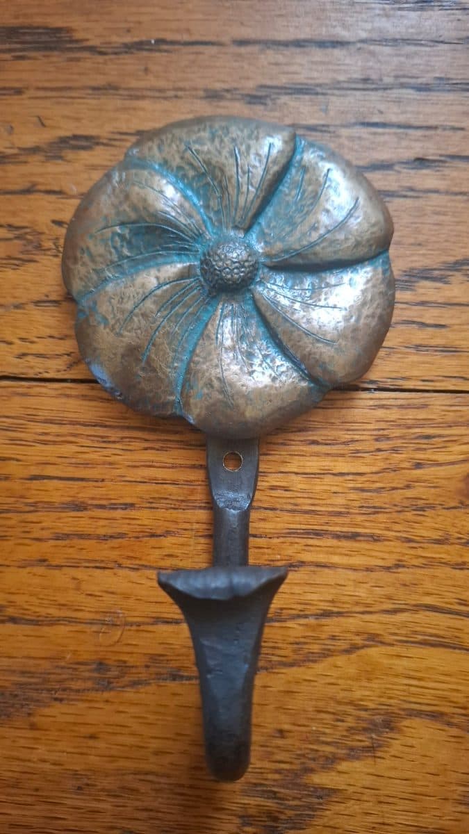 Six Petal Flower Coat Hook - Bronze