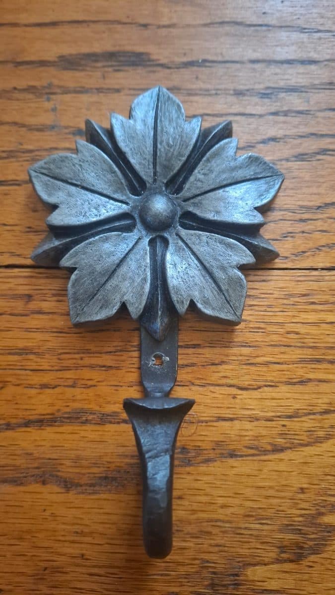 Five Petal Rosette Coat Hook - Pewter