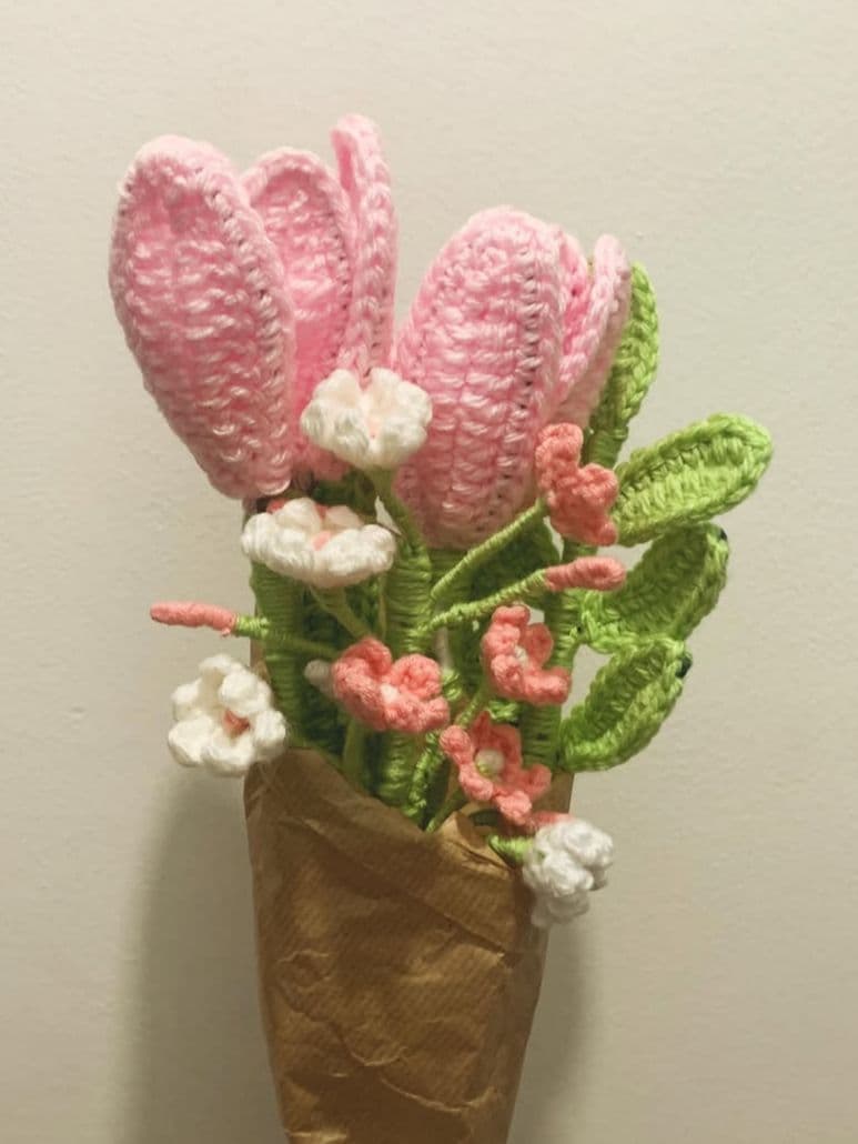 crochet pink-themed flower bouquet