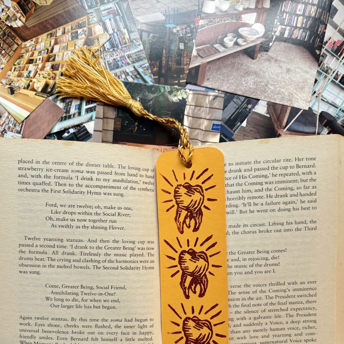 LINO PRINTED BOOKMARK | 3 Wise Teeth - Amber