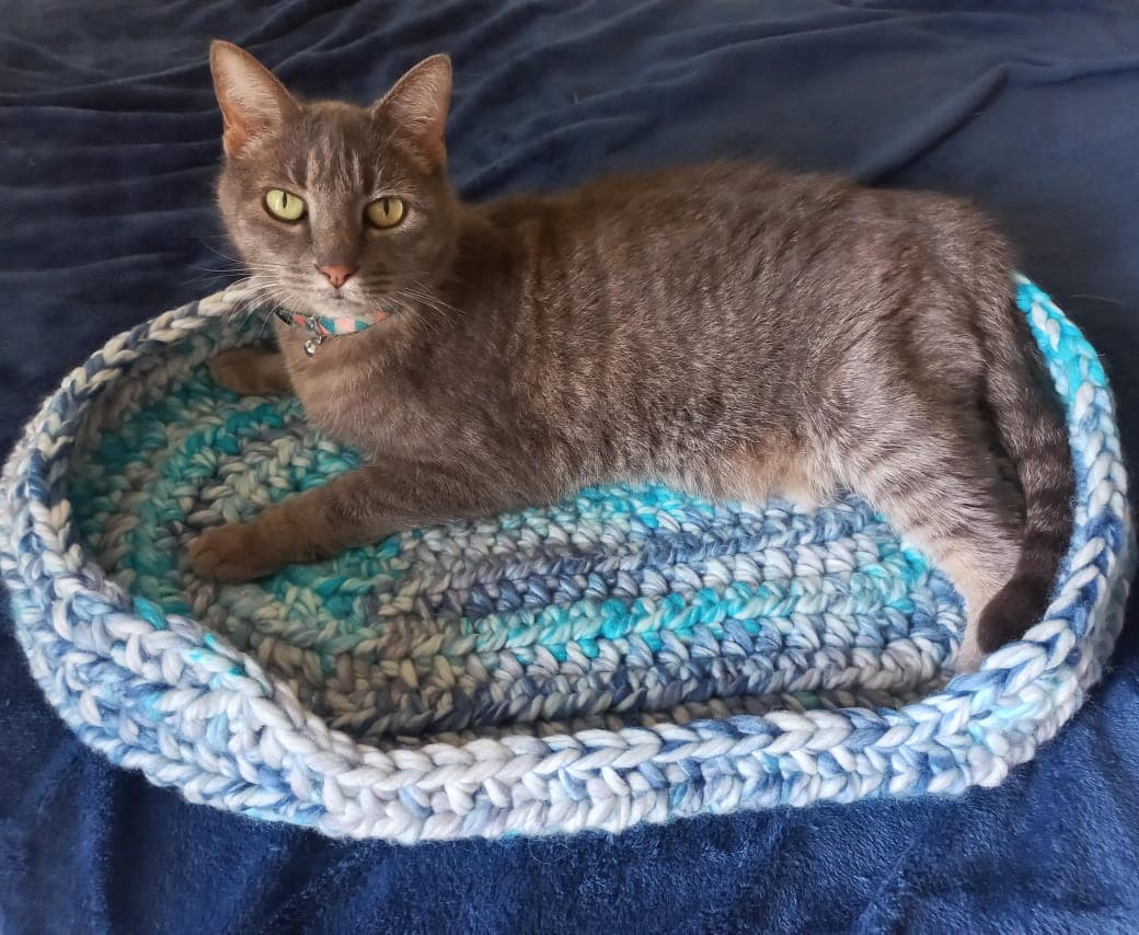 Oval Cat Bed (Limited Edition Mixed Blue)