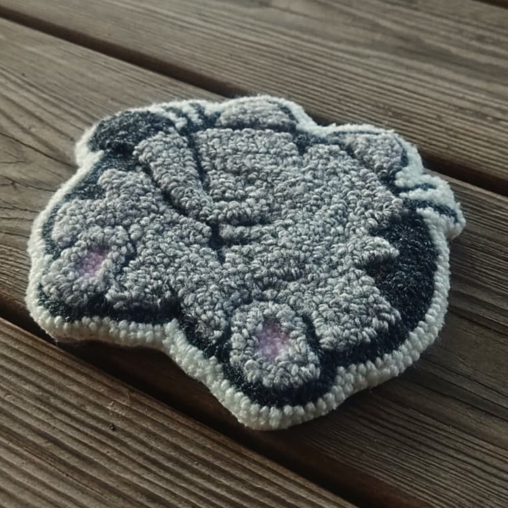 Little Grey cat butt mug rug