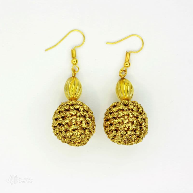 Crochet Drop Earrings 1.5cm Ball — Gold
