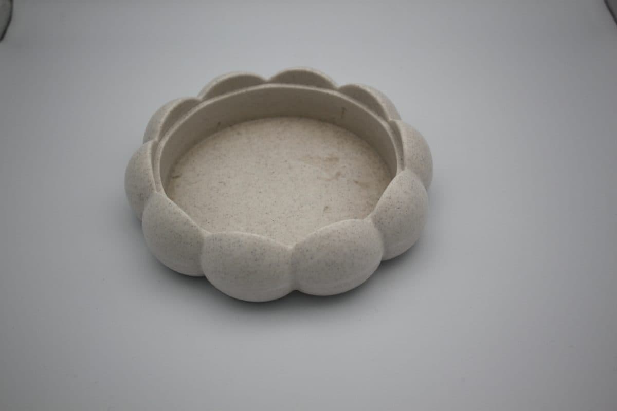 Gypsum shallow bowl