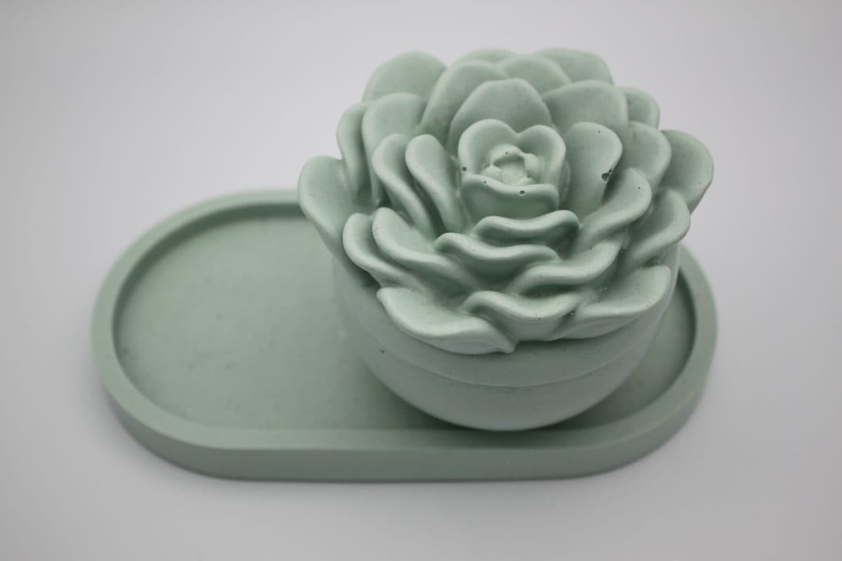 Flower candle on Trinket Tray
