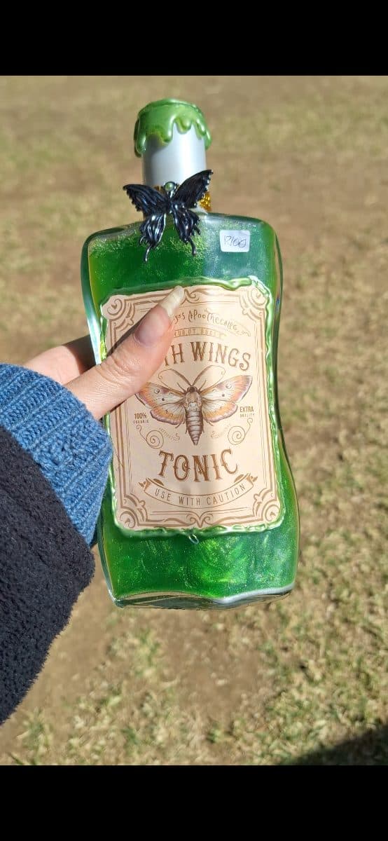Moth Wing Tonic