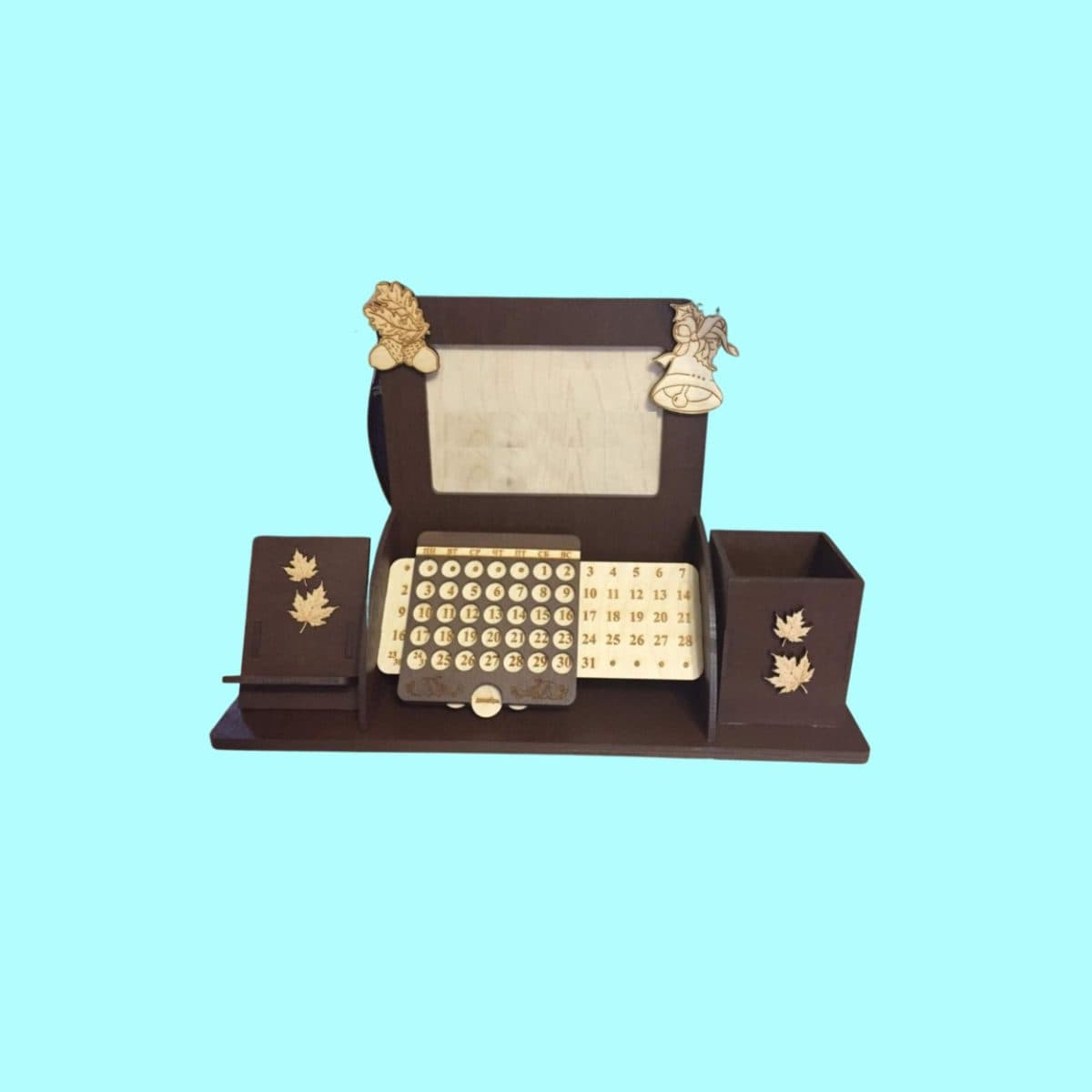 WOODEN DESK ORGANISER & PERPETUAL CALENDAR